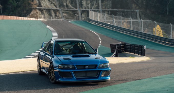 Prodrive P25: restomod de 450 cv inspirado no WRC estreia em pista japonesa - Imagem do artigo original