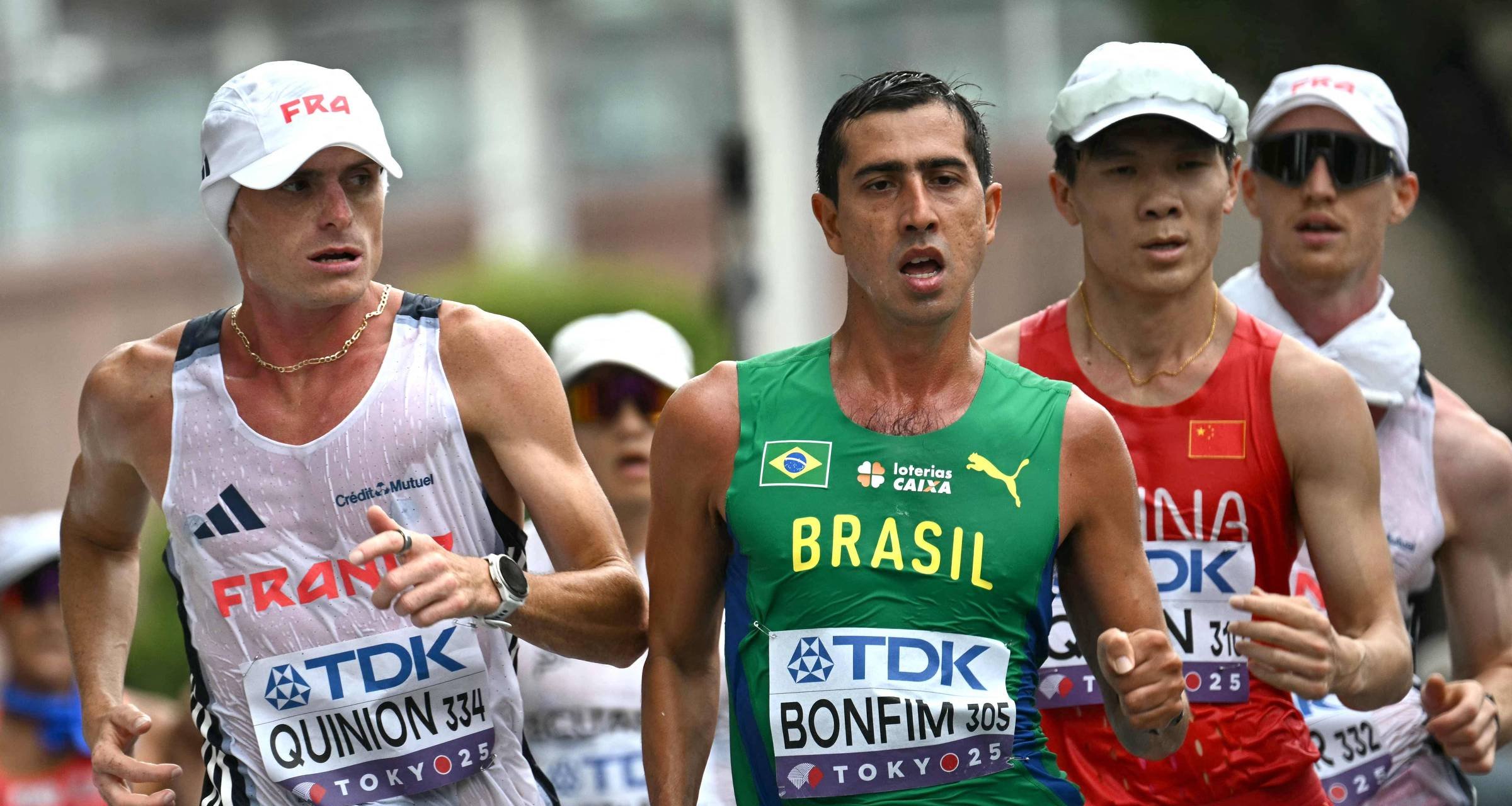 Caio Bonfim conquista ouro na marcha de 20 km e vira maior medalhista do Brasil em Mundiais - Imagem do artigo