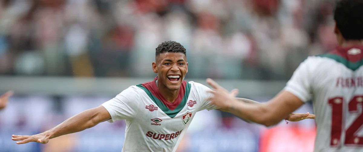 Gol do Fluminense sai sem narração por falha de áudio em duelo com o Vitória - Imagem do artigo