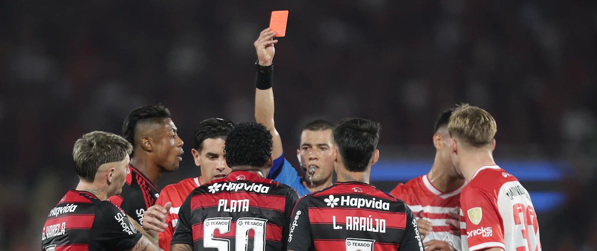 Episódios de violência e decisões revistas marcam a história da Libertadores - Imagem do artigo