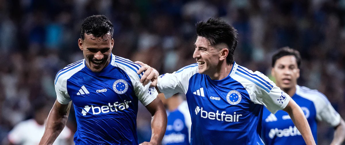 Cruzeiro reage, supera Red Bull Bragantino e assume vice-liderança do Brasileiro - Imagem do artigo