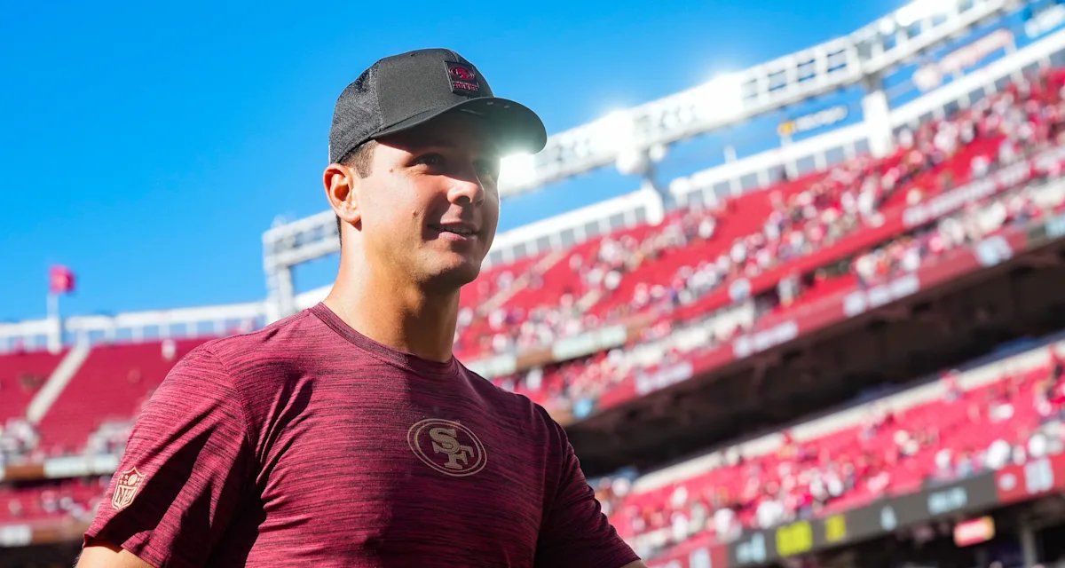 Recuperação de Brock Purdy anima 49ers, que podem ter retorno do titular na Semana 4 - Imagem do artigo
