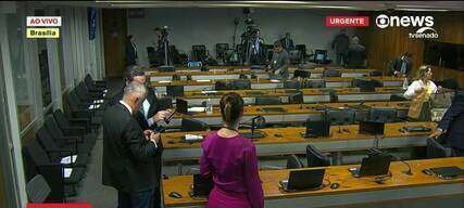 CPMI do INSS manda prender ex-diretor ligado ao “Careca do INSS” e mulher de ex-procurador do órgão - Imagem do artigo original
