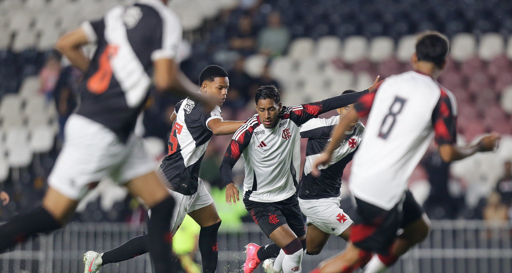 Última rodada define cinco vagas nas quartas do Brasileirão Sub-17 2025 - Imagem do artigo