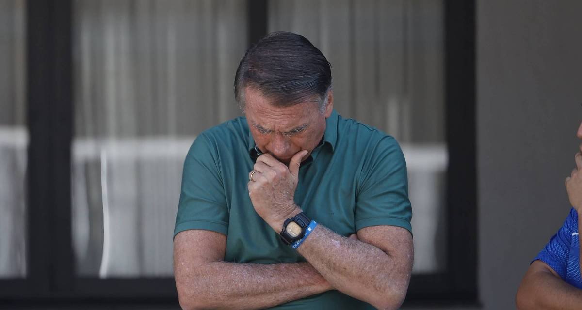 Aliados dizem que Bolsonaro aceitaria reduzir pena desde que mantida prisão domiciliar - Imagem do artigo