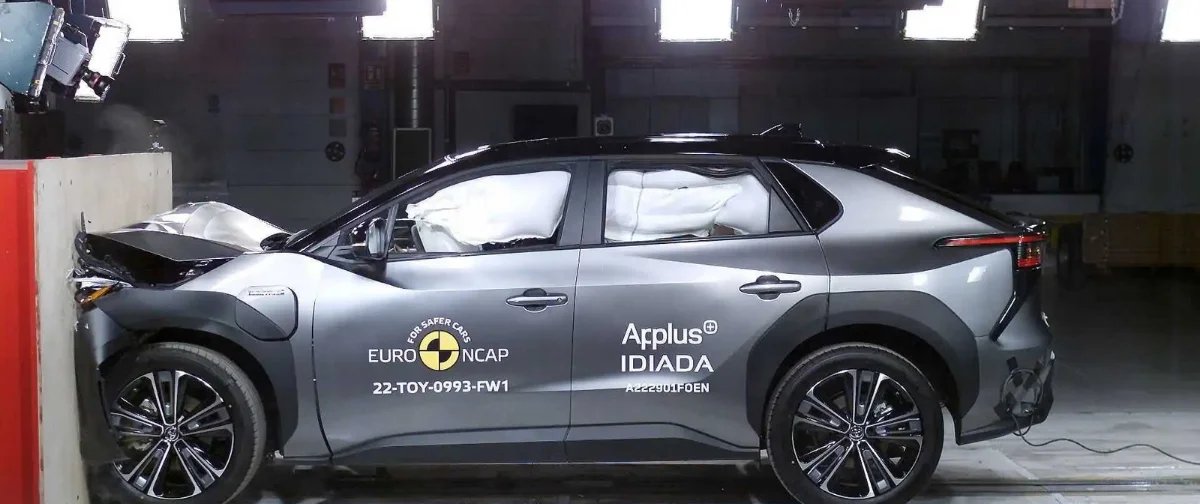 Ataque cibernético paralisa fábricas da Jaguar Land Rover no Reino Unido por semanas - Imagem do artigo original