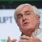 Ron Conway deixa conselho da Fundação Salesforce após comentários de Benioff sobre uso da Guarda Nacional