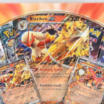 Coleção Premium de Feriado 2025 do Pokémon TCG, exclusiva da Amazon, volta ao estoque