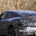 BMW iX4 é flagrado pela primeira vez e confirma sucessão elétrica do X4