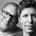 OpenAI pretende lançar primeiro dispositivo em 2026, possivelmente um par de fones inteligentes