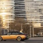 BMW exibe M760Le com pintura em dois tons na China antes do facelift da Série 7 BMW exibe M760Le com pintura em dois tons na China antes do facelift da Série 7