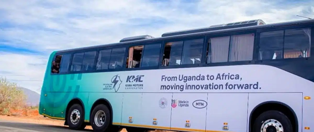 Kiira Motors lança Kayoola E-Coach 13M, ônibus elétrico africano para viagens de longa distância - Imagem do artigo original
