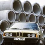 BMW resgata imagens de protótipos da Série 7 E23 com camuflagem incomum