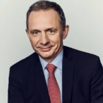 PayPal nomeia Enrique Lores, da HP, como novo CEO PayPal nomeia Enrique Lores, da HP, como novo CEO