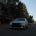 BMW 550e 2026 iguala desempenho do antigo M5 e supera 63 mpg em uso real