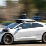 Waymo obtém US$ 16 bilhões da Alphabet para expansão global de robotáxis e setor de mobilidade recebe nova onda de investimentos