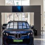 BMW aproveita conferência SHIFT 2026 e exibe nova geração do iX3 produzido na Hungria BMW aproveita conferência SHIFT 2026 e exibe nova geração do iX3 produzido na Hungria