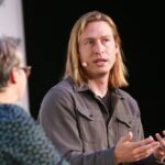 Plaid é avaliada em US$ 8 bilhões após venda de ações por funcionários Plaid é avaliada em US$ 8 bilhões após venda de ações por funcionários