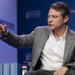Peter Diamandis lança prêmio de US$ 3,5 milhões para inspirar ficções científicas otimistas Peter Diamandis lança prêmio de US$ 3,5 milhões para inspirar ficções científicas otimistas