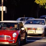 MINI atinge 1 milhão de veículos vendidos nos EUA e relembra o primeiro Cooper entregue no país