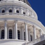 Senado dos EUA pressiona por relatórios anuais sobre consumo de energia de data centers Senado dos EUA pressiona por relatórios anuais sobre consumo de energia de data centers