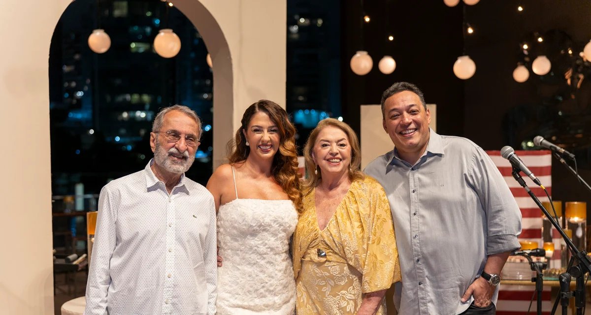 Celebração dos 50 anos de Marianne Assbu reúne amigos e familiares em Vitória - Imagem do artigo