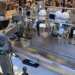 Startup Physical Intelligence revela IA capaz de fazer robôs cumprirem tarefas nunca treinadas