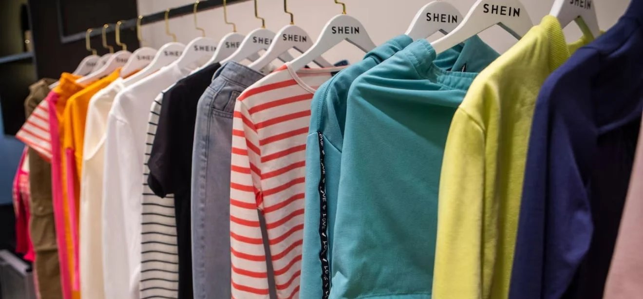 Câmara admite rever ‘taxa das blusinhas’, mas quer dados sobre impacto fiscal, diz Hugo Motta - Imagem do artigo