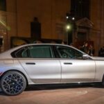 Novo BMW Série 7 reestilizado estreia em Nova York com tecnologia Neue Klasse