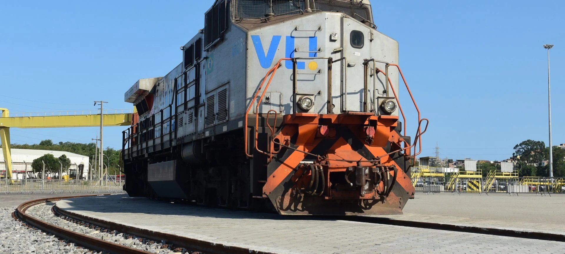 Porto de Vitória retoma operação ferroviária com nova rota de ferro-gusa a partir de 2026 - Imagem do artigo