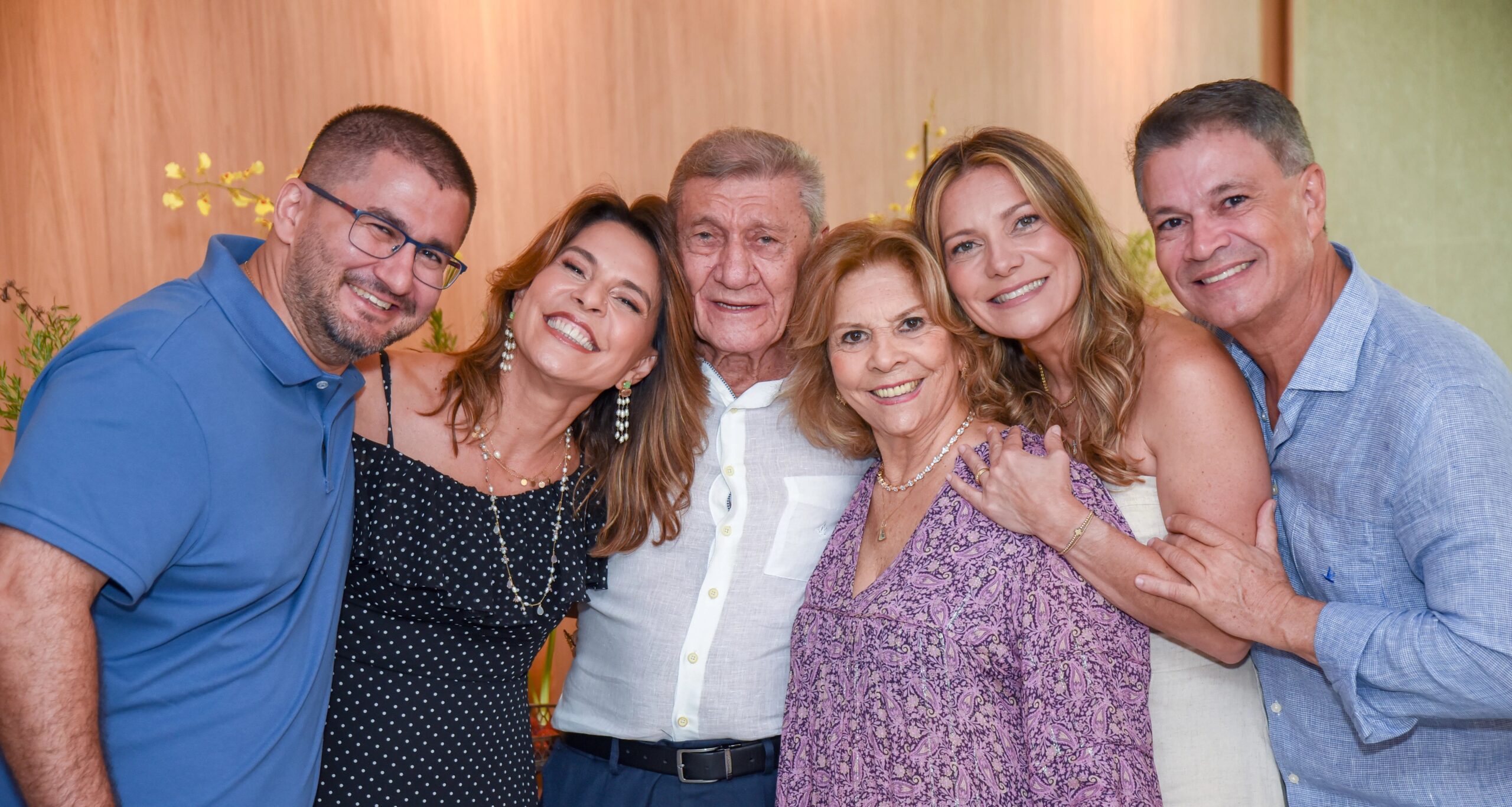 Aniversário de 90 anos de Walter De Prá reúne família e pauta coluna social de Helio Dórea - Imagem do artigo