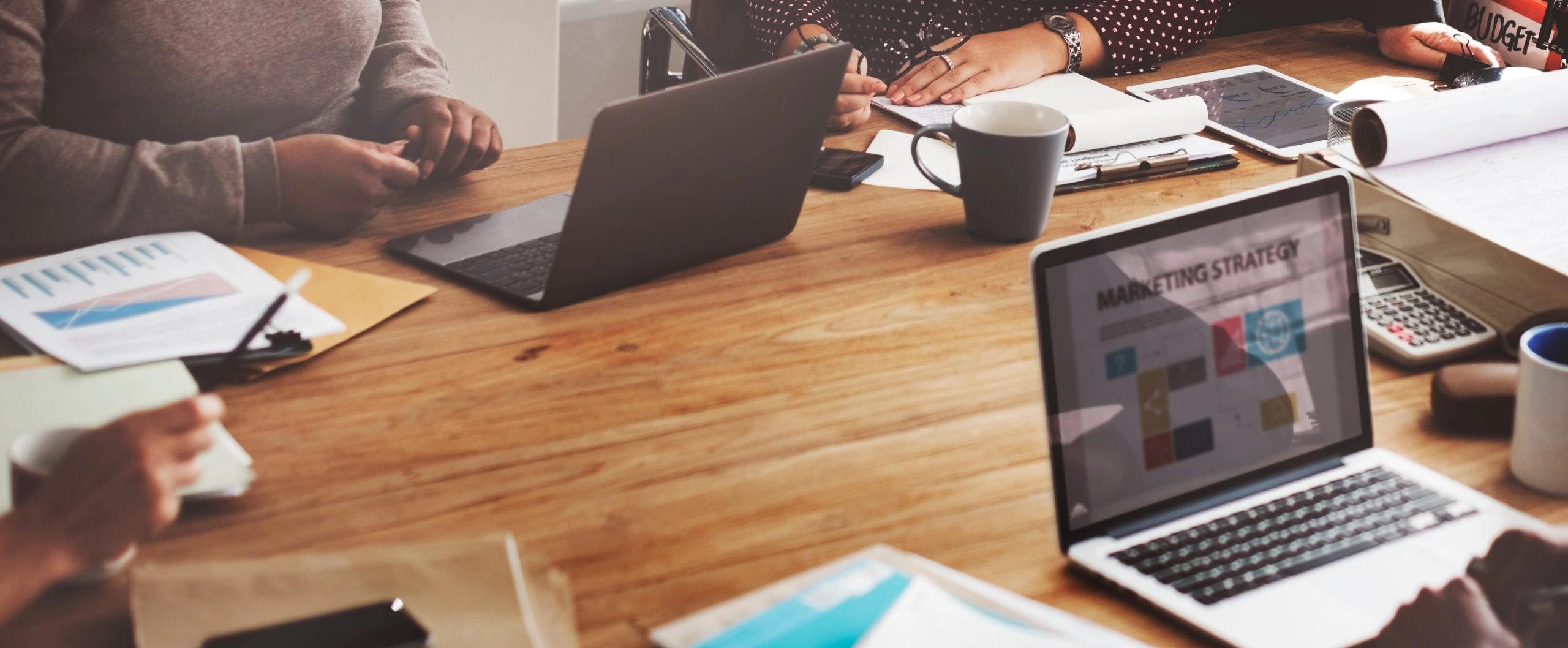 Ausência de produção de conteúdo impõe custo competitivo às empresas, aponta análise - Imagem do artigo