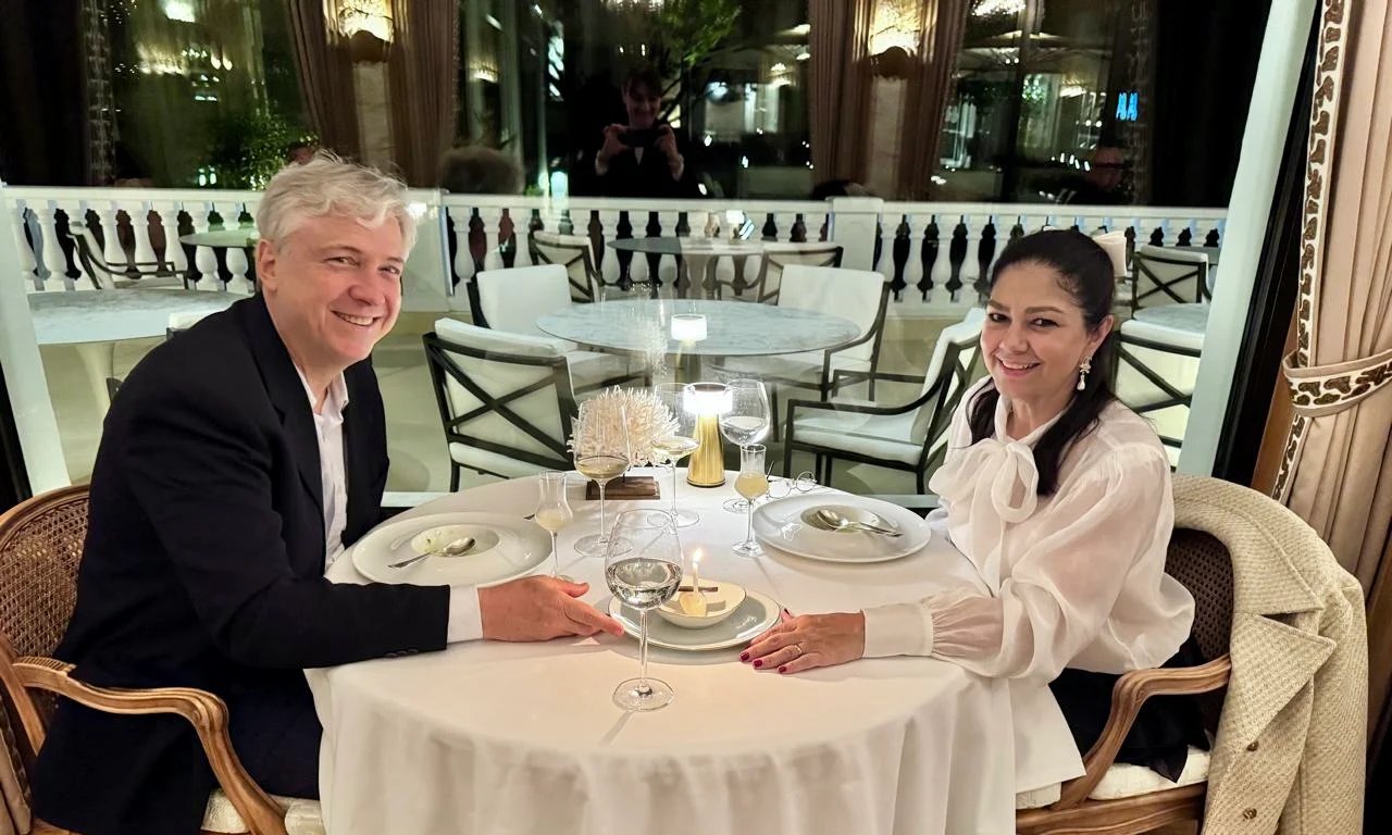 Coluna social destaca bodas na Côte d’Azur, aniversário em Buenos Aires e agenda empresarial em Vitória - Imagem do artigo