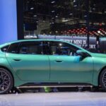 BMW apresenta versões alongadas do i3 e do iX3 e avalia possibilidade de vendê-las nos EUA