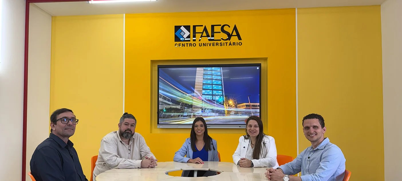 Professores da FAESA discutem efeitos da inteligência artificial sobre mercado de trabalho e educação - Imagem do artigo