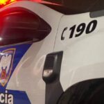 Homem atira, invade residência e faz mulher e criança saltarem de janela em Cariacica