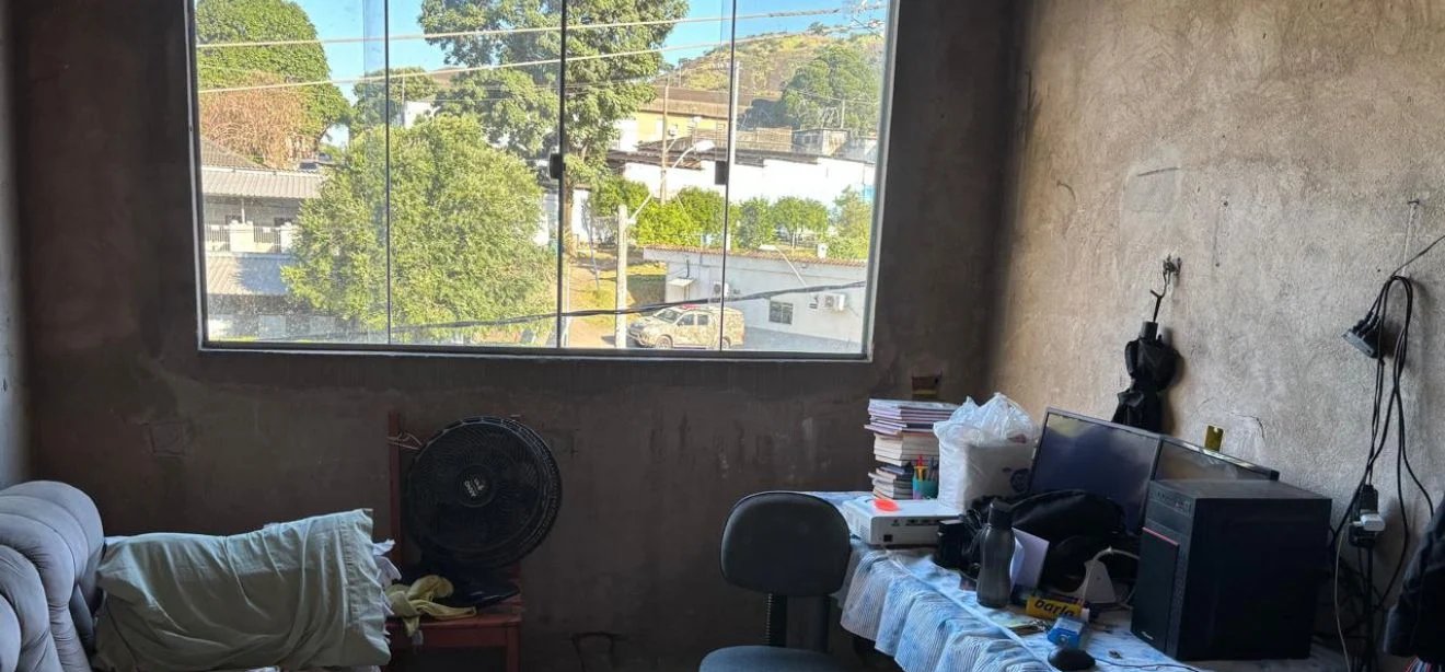 Ex-porteiro de escola da Grande Vitória é preso por armazenar imagens de abuso infantil - Imagem do artigo