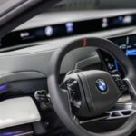 BMW revela i7 M70 2027 em primeiras imagens reais
