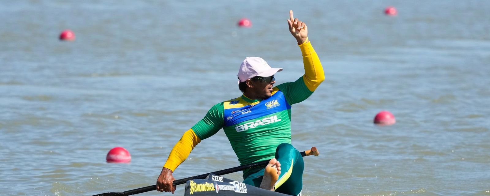 Isaquias Queiroz garante prata na abertura da Copa do Mundo de Canoagem na Hungria - Imagem do artigo