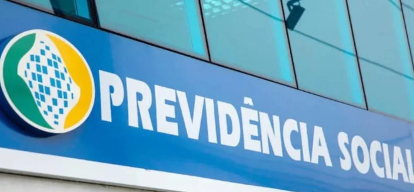 INSS libera extrato da segunda parcela do 13º salário para aposentados e pensionistas - Imagem do artigo