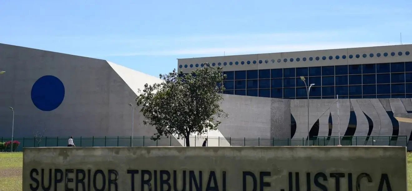 STJ apura uso de comandos de IA para fraudar protocolo eletrônico - Imagem do artigo