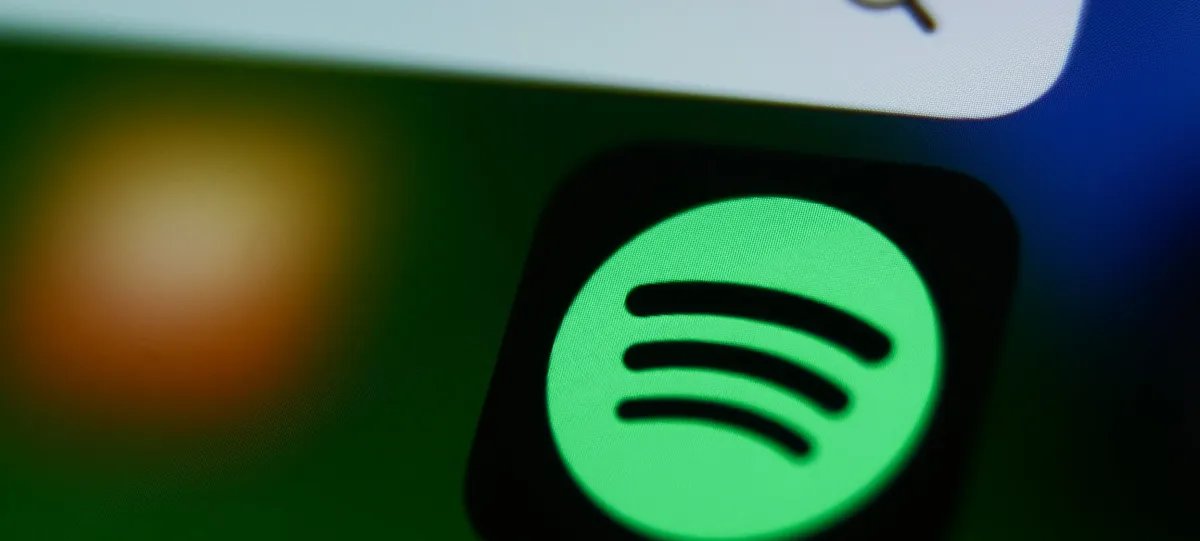 Spotify fecha acordo com Universal Music para permitir covers e remixes com IA feitos por fãs - Imagem do artigo
