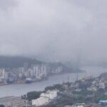 Frente fria perde força, mas fim de semana segue com nuvens e chuva passageira no Espírito Santo