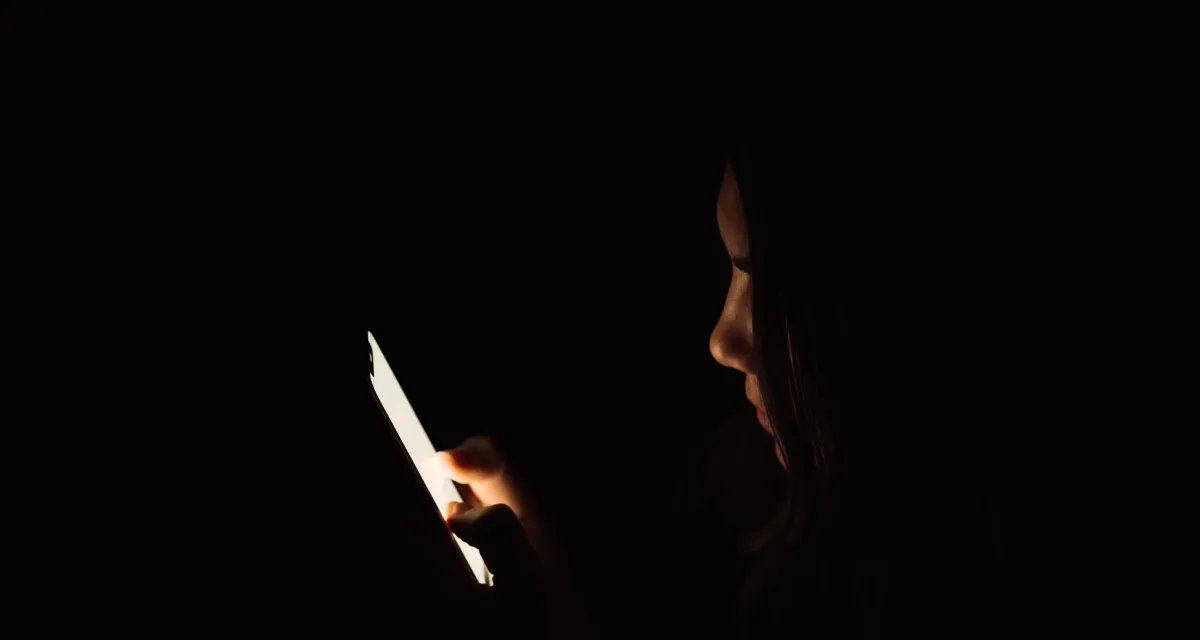 Recursos especiais em celulares e aplicativos ajudam a blindar usuários contra spyware - Imagem do artigo