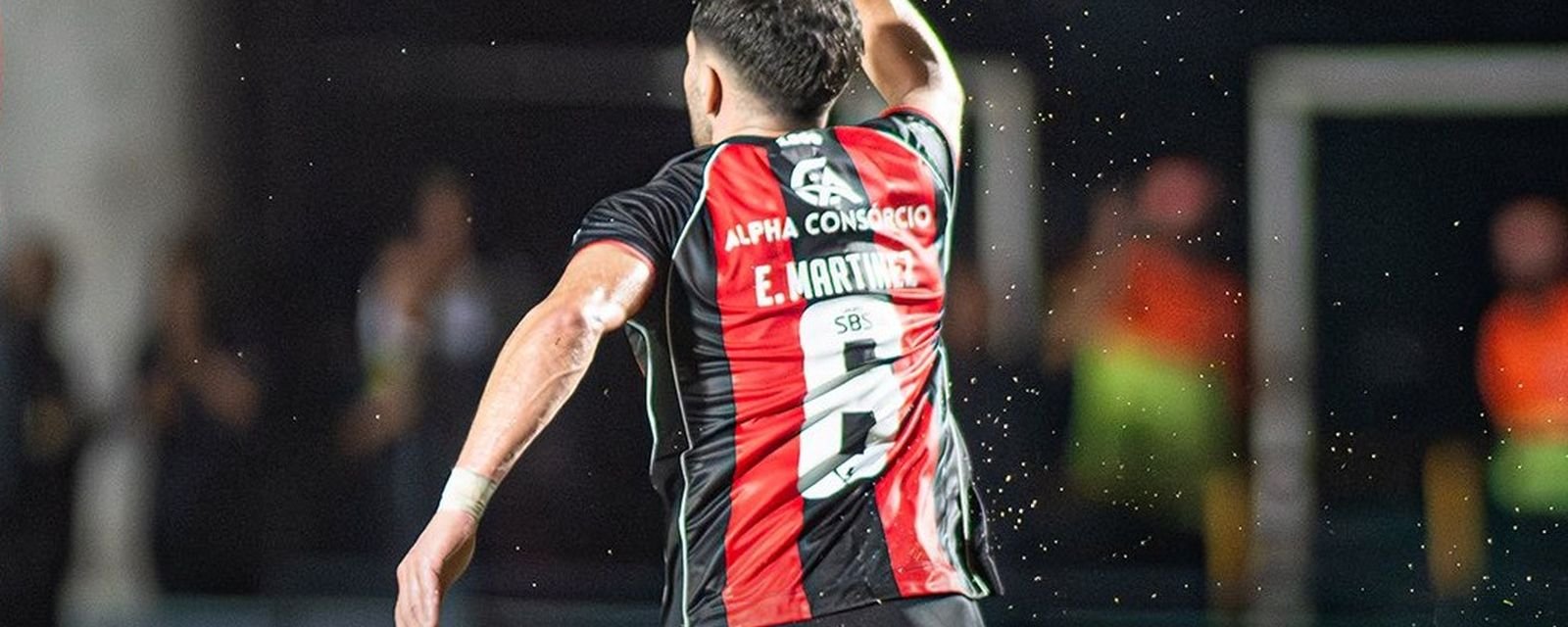 Vitória derrota Fortaleza de virada e garante quinto título da Copa do Nordeste - Imagem do artigo