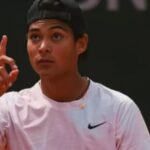 Guto Miguel conquista título inédito para o Brasil no juvenil de Roland Garros