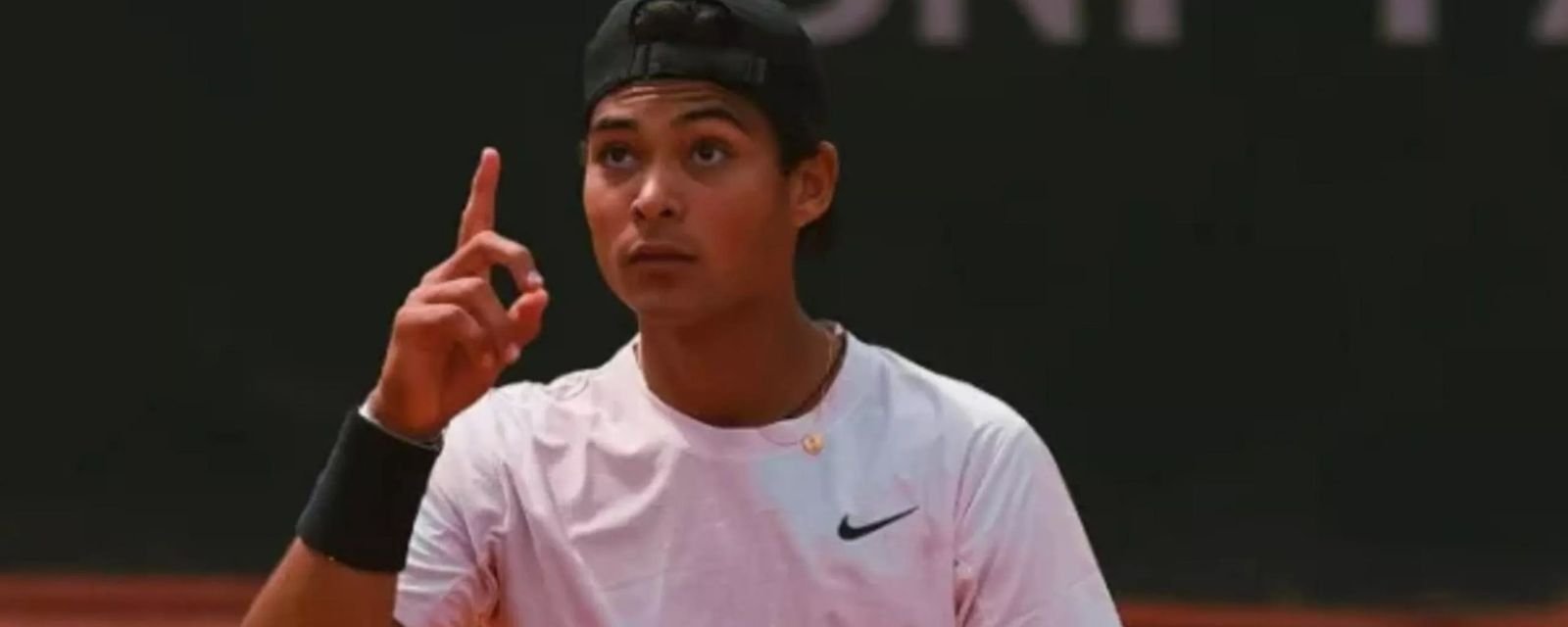 Guto Miguel conquista título inédito para o Brasil no juvenil de Roland Garros - Imagem do artigo