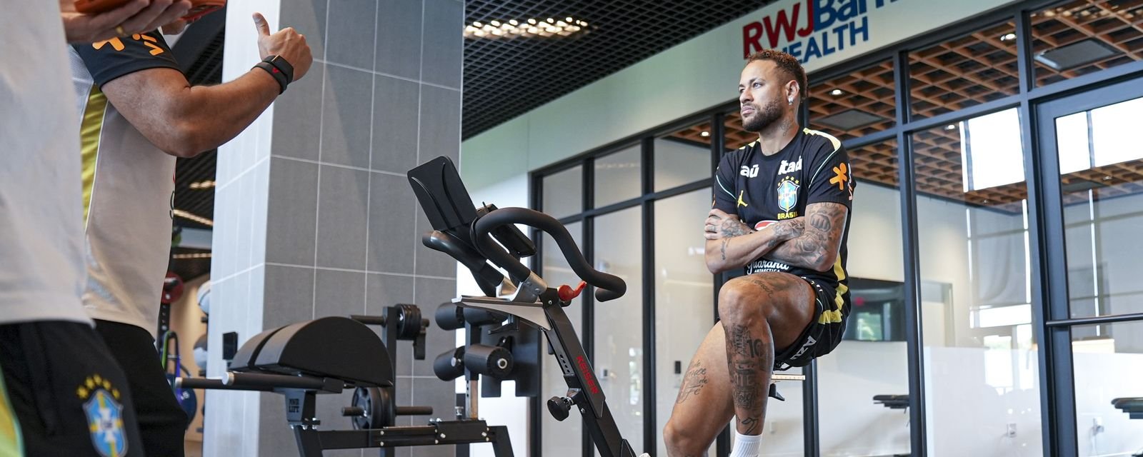 Exames indicam evolução de Neymar, mas CBF mantém cautela sobre retorno - Imagem do artigo