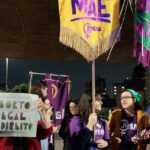 Atos protestam contra anulação de amparo a meninas vítimas de estupro Atos protestam contra anulação de amparo a meninas vítimas de estupro