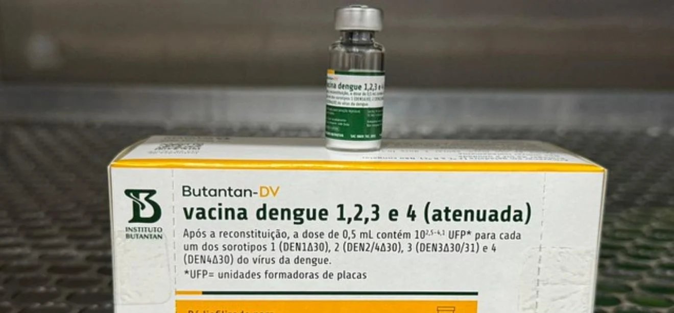 Ministério da Saúde suspende aplicação da vacina contra dengue do Butantan após 42 eventos adversos - Imagem do artigo